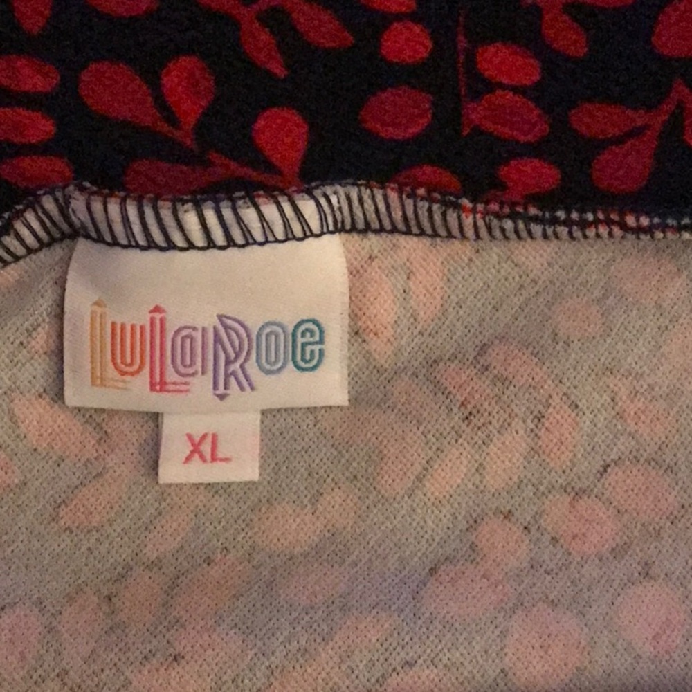 New LulaRoe skirt - Picture 2 of 4